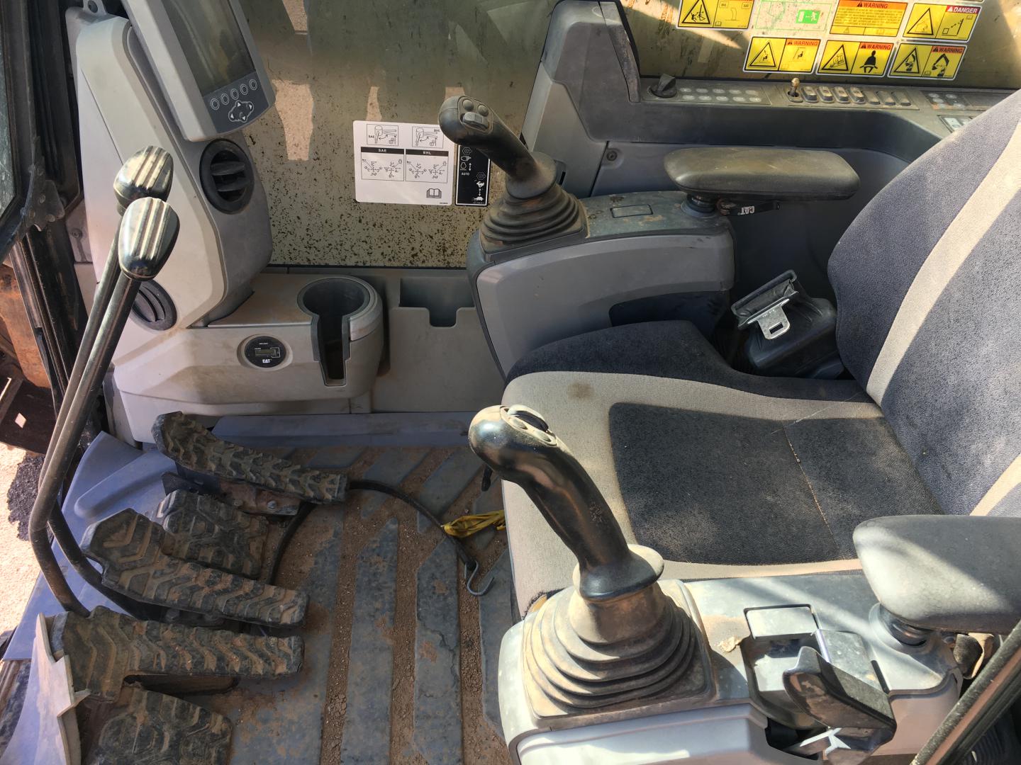 ./imagenes/INVOICE/2019/16741/EXCAVADORA  CAT 336E (28).JPG